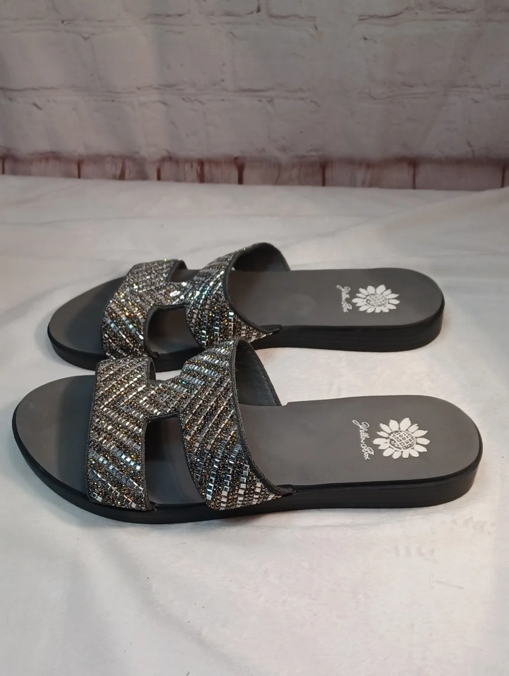 yellow box leather embellished slide rhinestone beaded comfort sandals womens 8 - Picture 4 of 14
